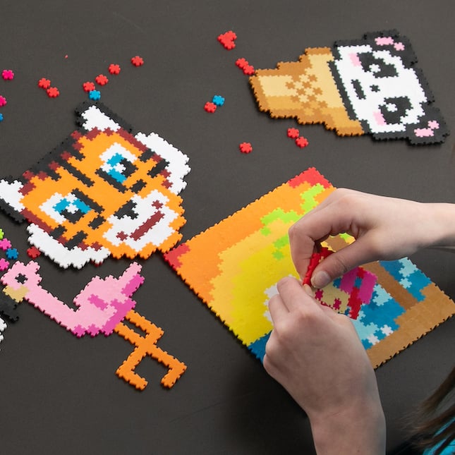 PUZLE DE PIXELES FATBRAIN TOYS JIXEZL PUZZLE DE PIXELES 3000 PC SET CREATOR - 2