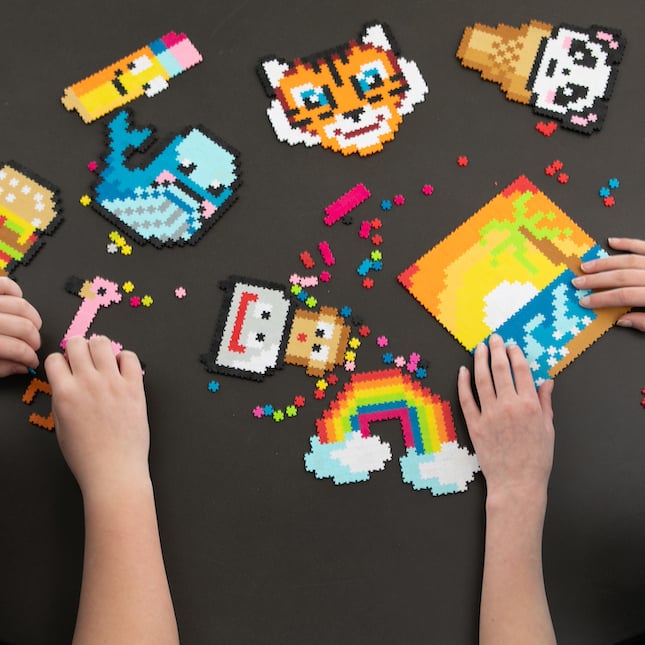 PUZLE DE PIXELES FATBRAIN TOYS JIXEZL PUZZLE DE PIXELES 3000 PC SET CREATOR - 3
