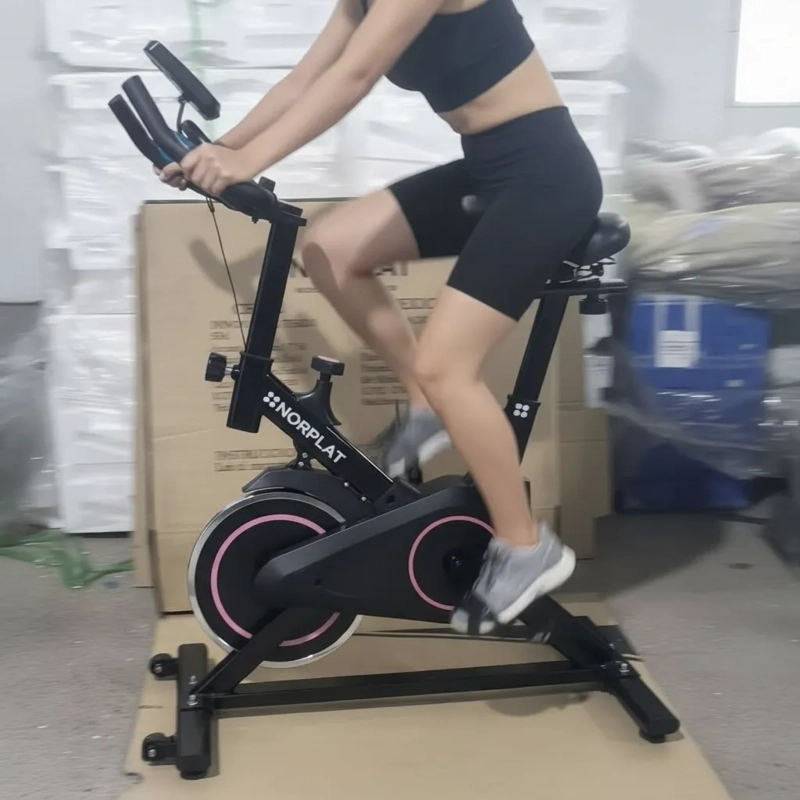 BICICLETA ESTATICA NORPLAT S4K SPINNING FITNESS VOLANTE 4KG - 12