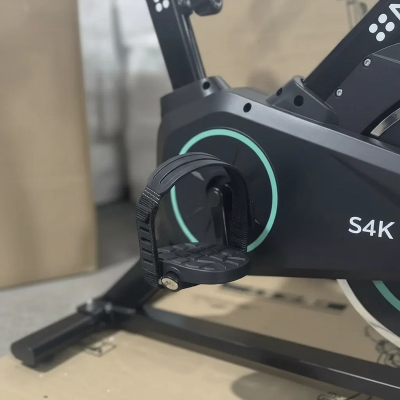 BICICLETA ESTATICA NORPLAT S4K SPINNING FITNESS VOLANTE 4KG - 13