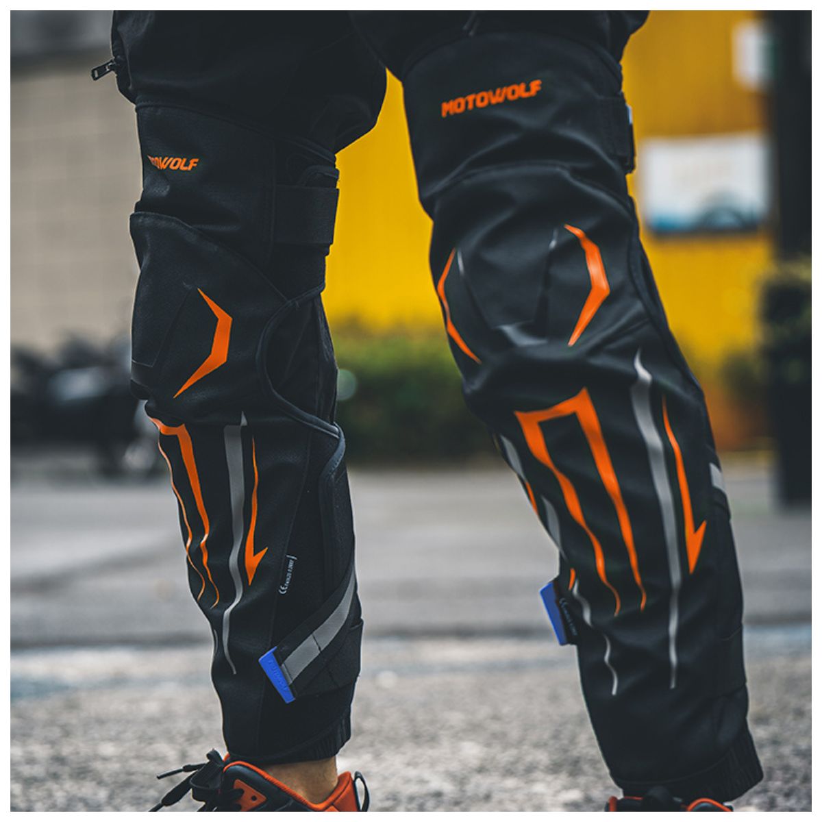 RODILLERAS LARGAS MOTOWOLF PARA MOTOCICLISMO 1033 NEGRO/NARANJO - 6