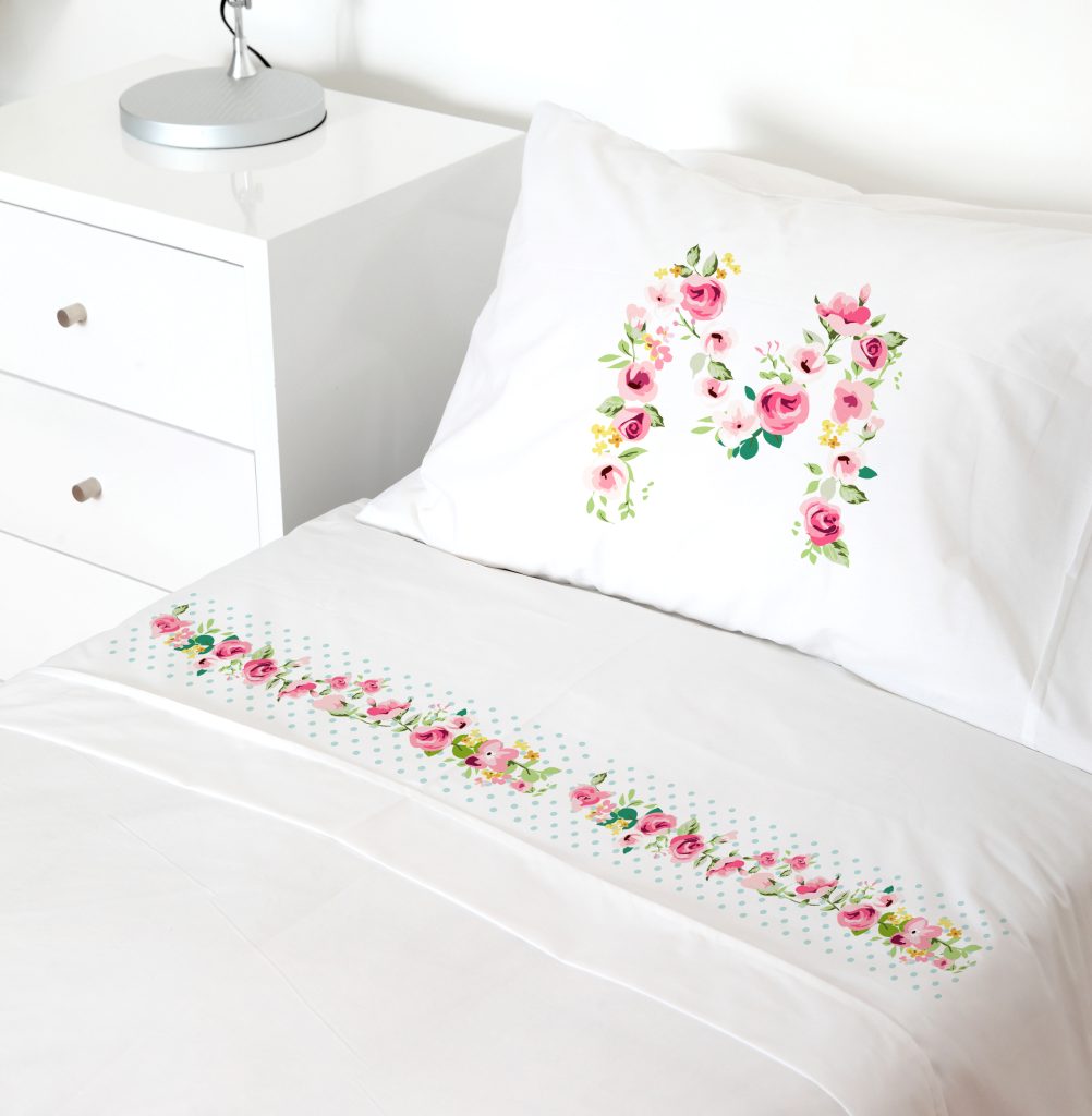 SET SÁBANAS TUYO PRINT LETRAS VINTAGE M 1.5 PLAZAS 200 HILOS ALGODÓN BLANCO ESTAMPADO - 1