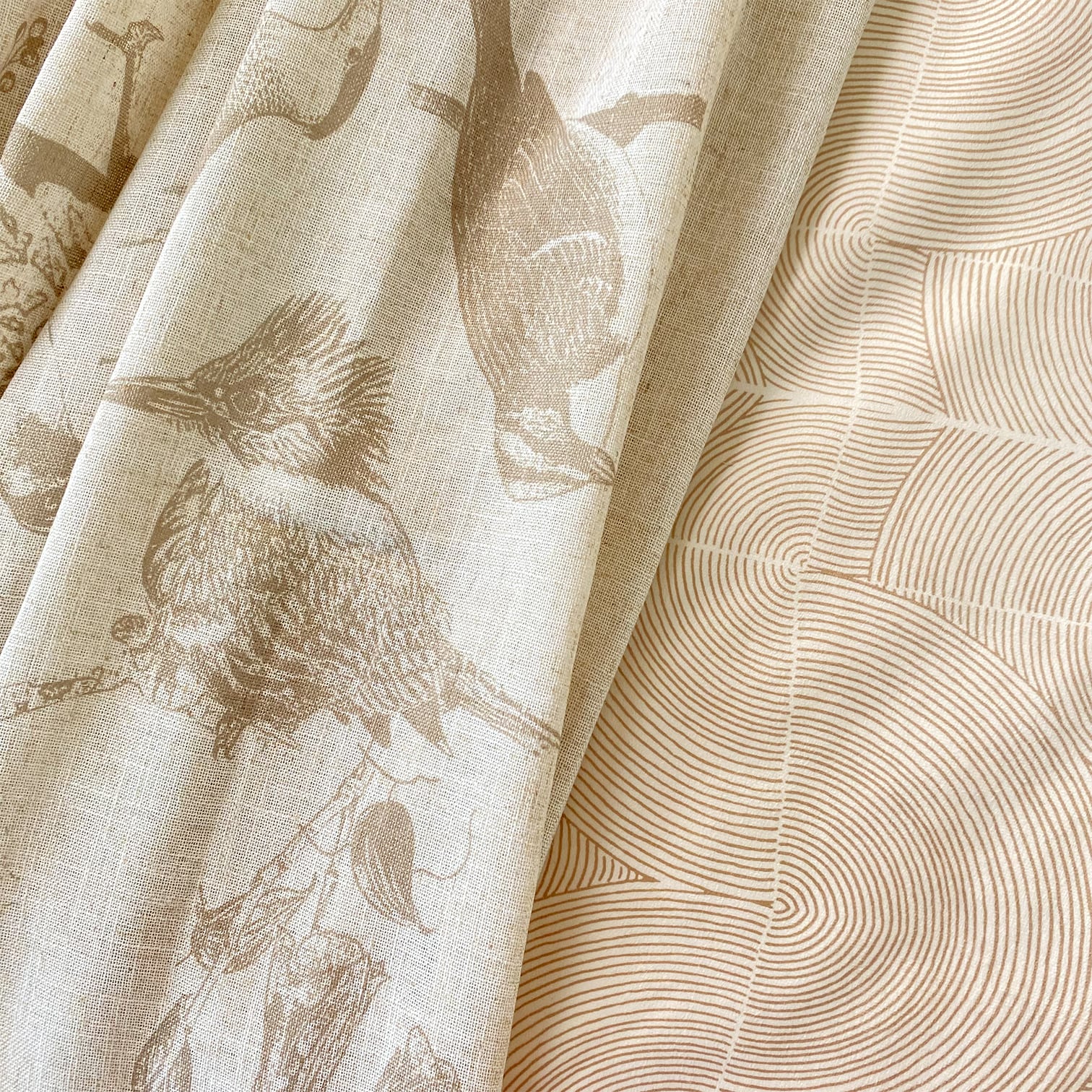 PIECERA TUYO PRINT 200 X 70 CM CRUDO + 2 COJÍNES TAUPE - 4