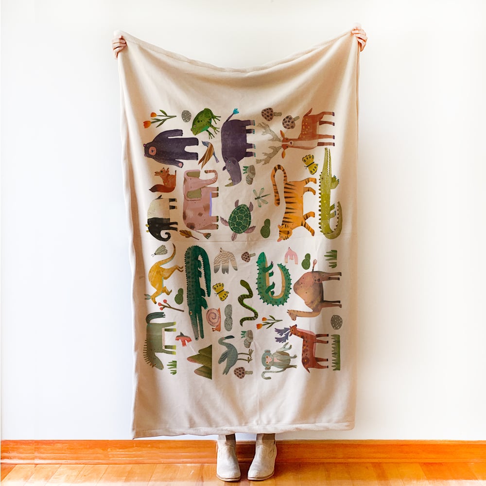 MANTA TUYO PRINT PIECERA WILD LIFE 150 X 110 CM POLAR CRUDO - 1