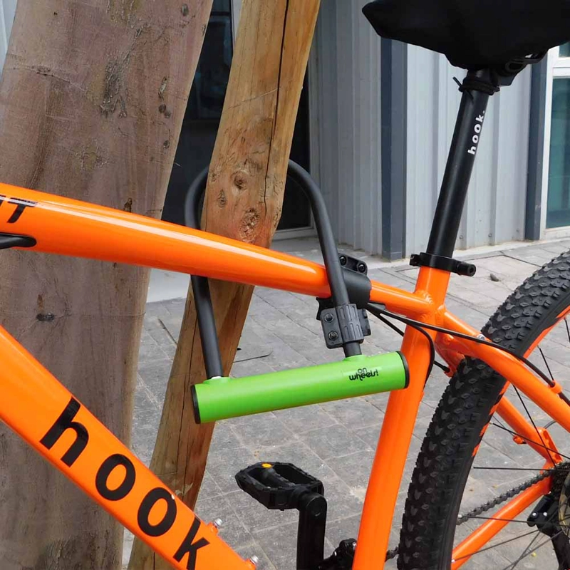 CANDADO U-LOCK ONWHEELS CORTO CON SOPORTE - VERDE - 8