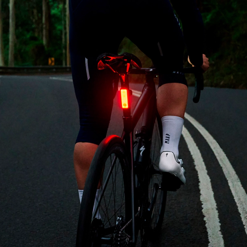 LUZ TRASERA KNOG R-150 PARA BICICLETA BLINDER - 5