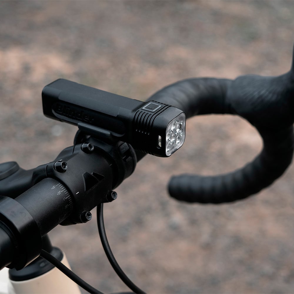 LUZ DELANTERA KNOG PARA BICICLETA BLINDER PRO 1300LM - 7