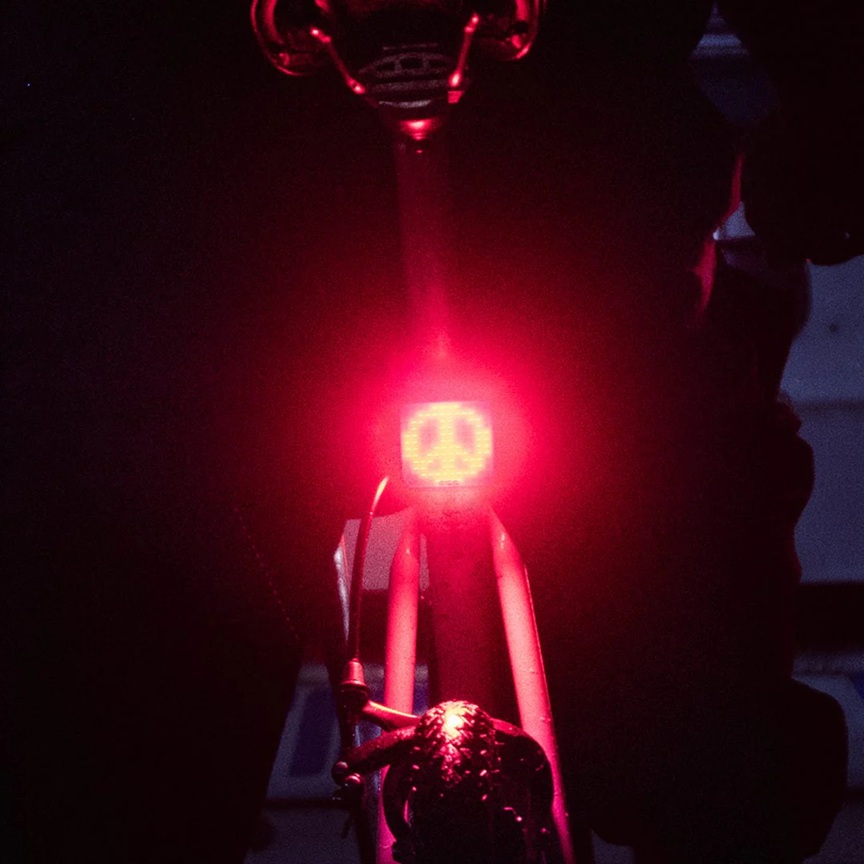 LUZ TRASERA KNOG BLINDER PEACE 13381 - 6