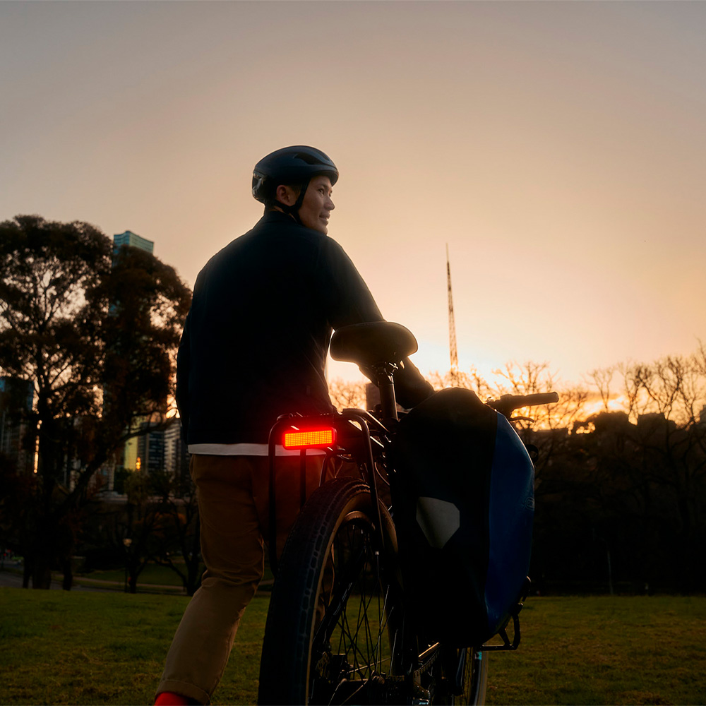 LUZ TRASERA DE BICICLETA KNOG CON MONTAJE PARA LA PARRILLA. - 7