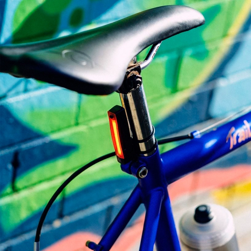 SET DE LUCES KNOG BLINDER PRO 400 LM + PLUS TRASERA 20 LM - 5