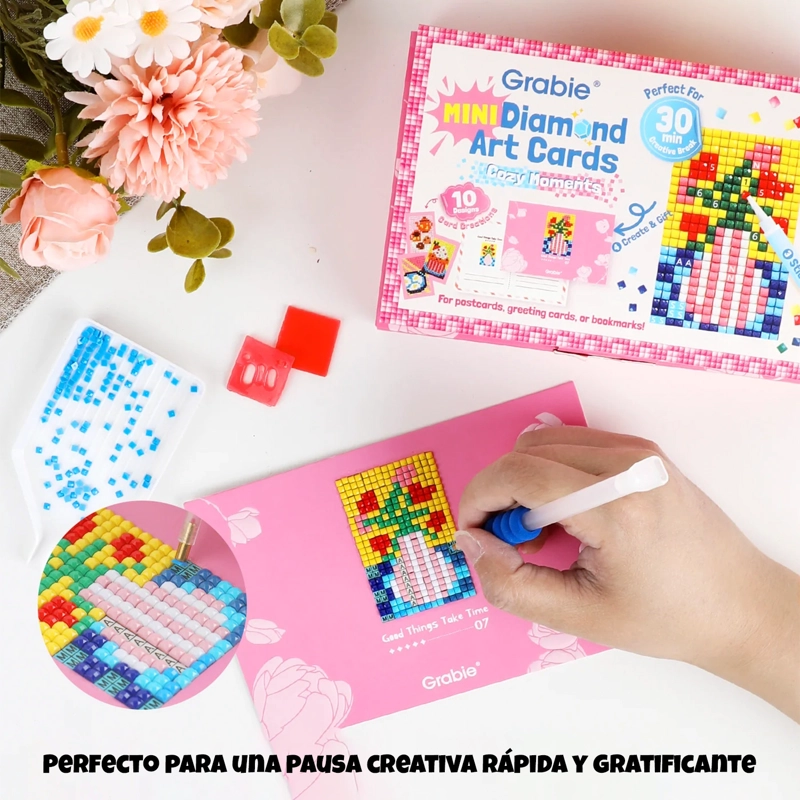 GRABIE KIT DE PINTURA CON DIAMANTES 10 DISEÑOS COZY MOMENTS - 6