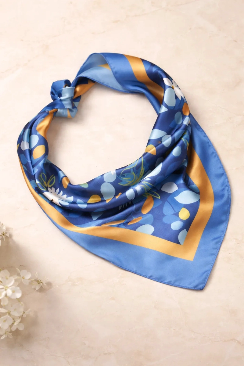 PAÑUELO MUJER DISEÑOS MUJER (PEQUEÑO) POLLINI - K822 | AZUL CLARO - 4