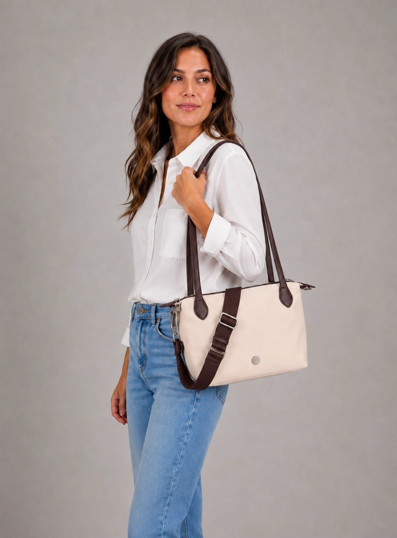 CARTERA TOTE BOWLING POLLINI - POM062X - 1
