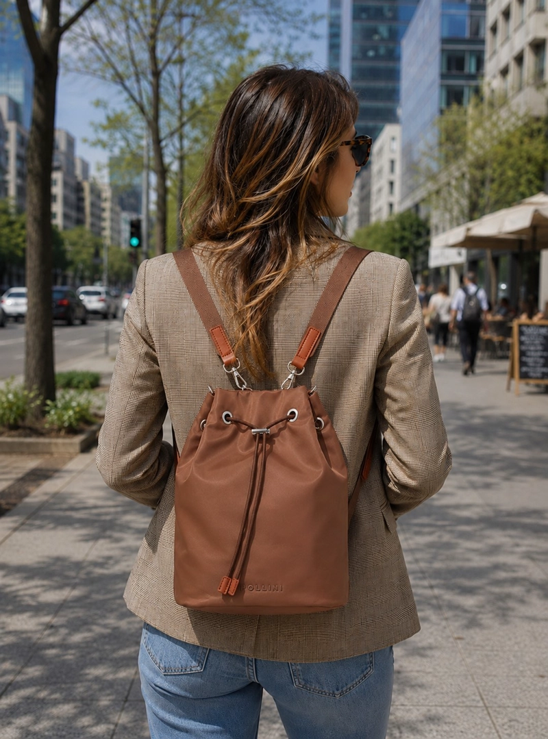 MOCHILA MUJER BUCKET POLLINI - POM095X | MARRON OSCURO - 1