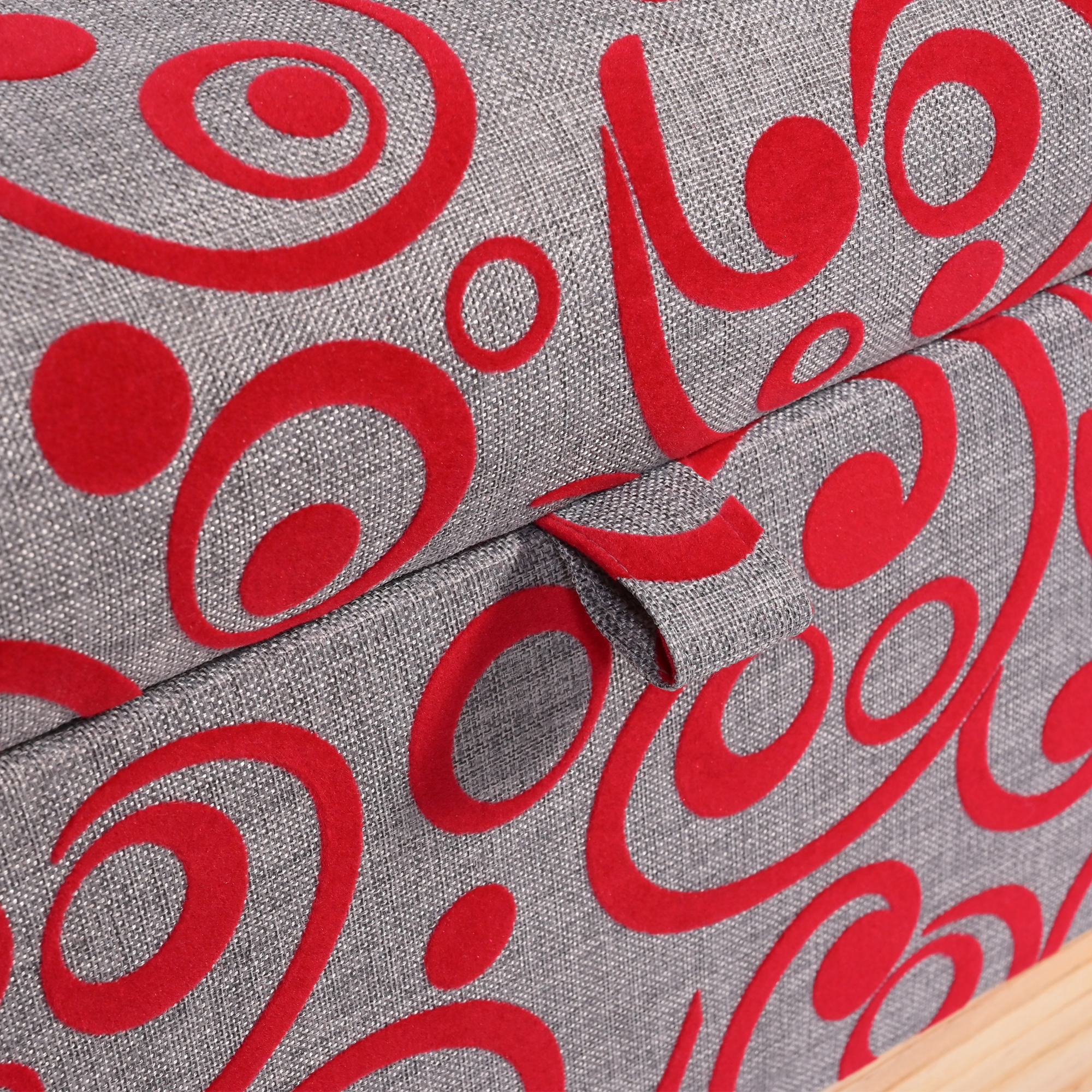 BANQUETA INCY CON BAÚL GRIS-ROJO 120X50X40 CM DE MÁXIMA DESIGN - 4