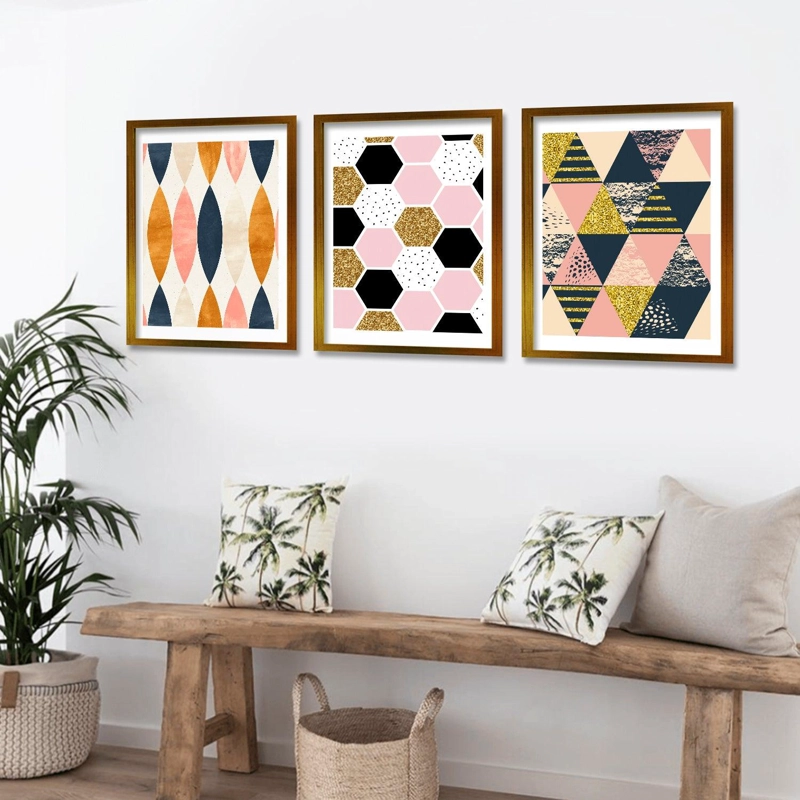 CUADRO TRIO DORADO ILUSTRACIÓN GEOMÉTRICA TAMAÑO 50X35 CM 50X35 CM, LISA 2X2 CM - 2