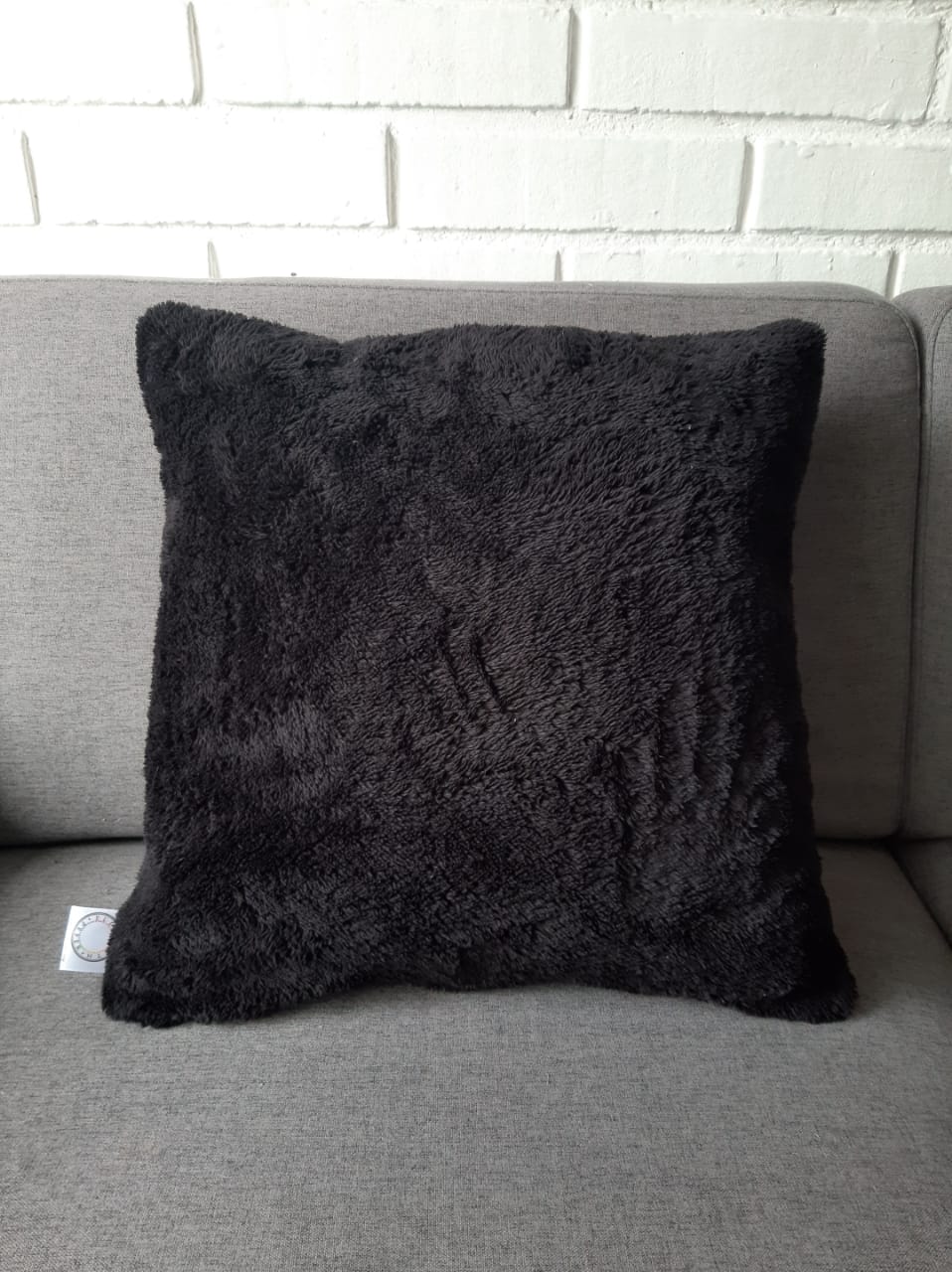 FUNDA ELIZABETH PEPER COJIN DISEÑO CORDERITO 45 X 45 CM NEGRO - 3