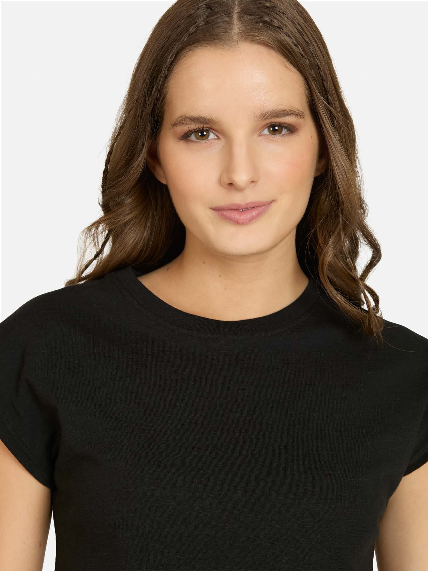 POLERA MC ZAFINA EN COLOR NEGRO MUJER MAUI AND SONS - 3