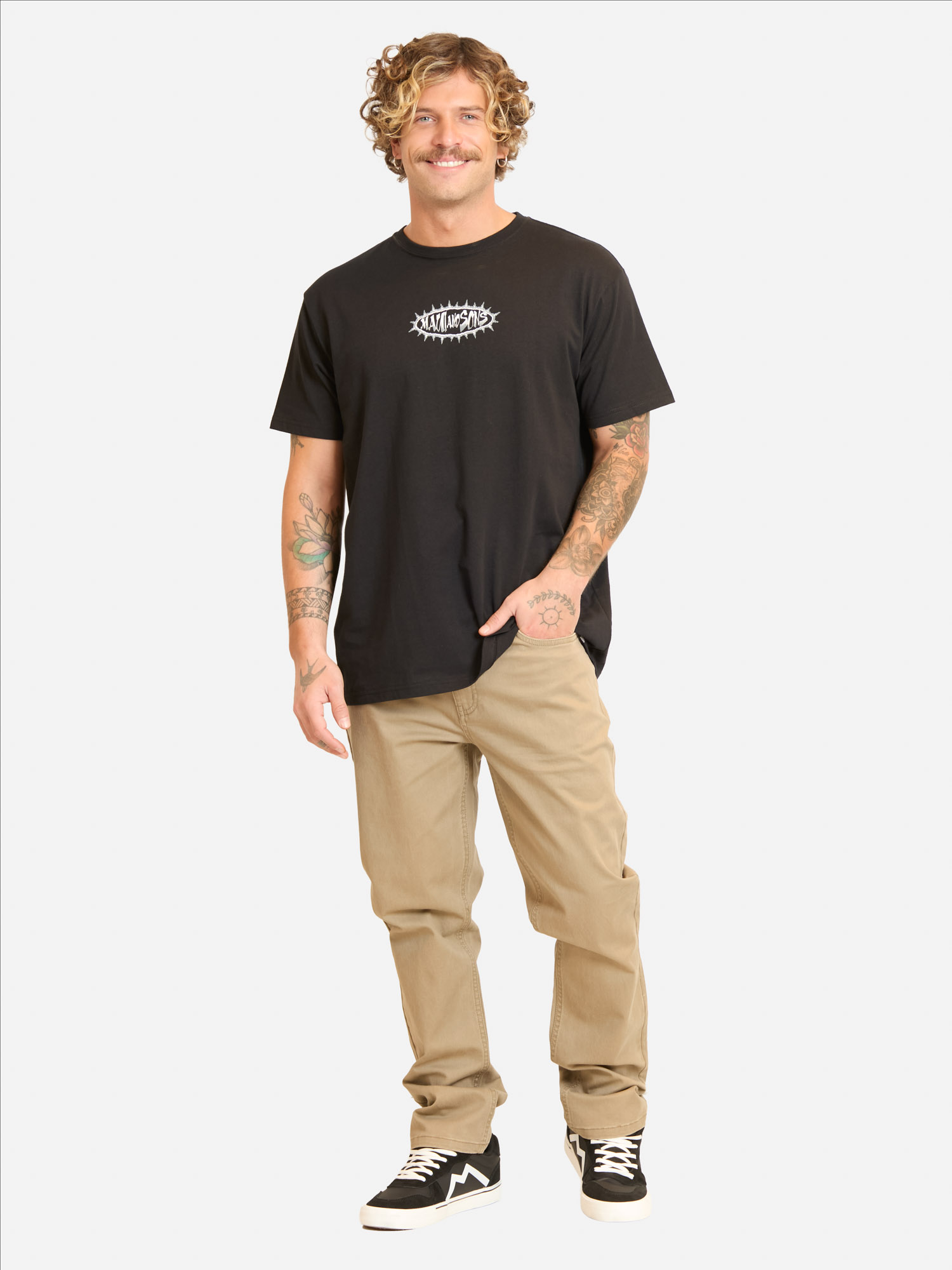POLERA MC BOKOV EN COLOR NEGRO HOMBRE MAUI AND SONS - 4