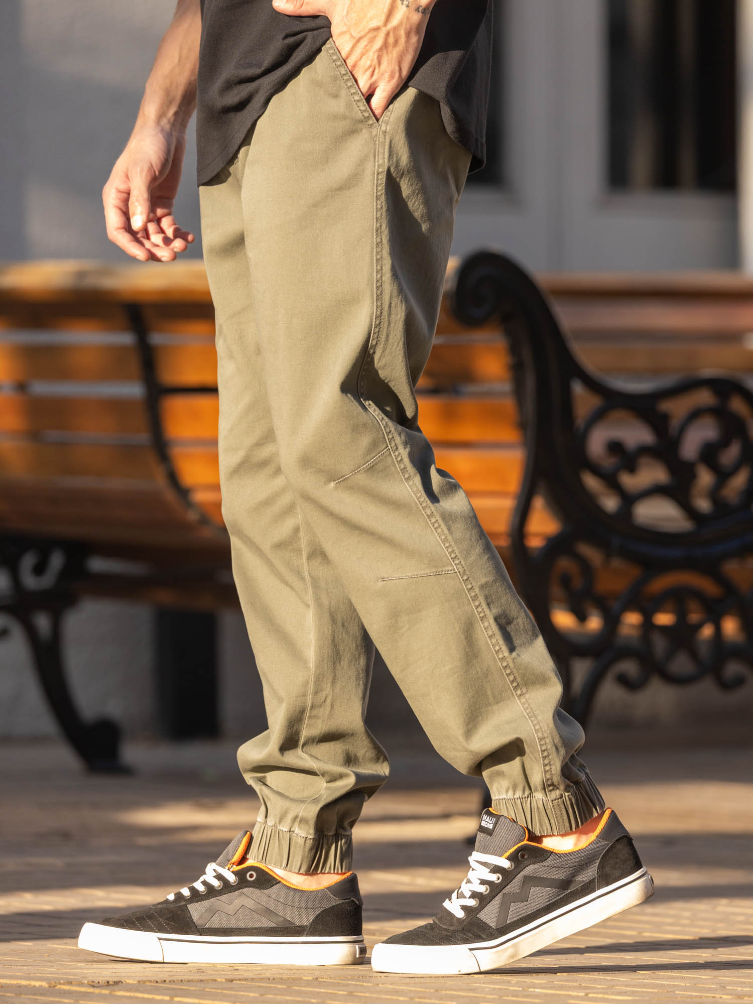 PANTALON JOGGER ZENYO VERDE HOMBRE MAUI AND SONS - 2