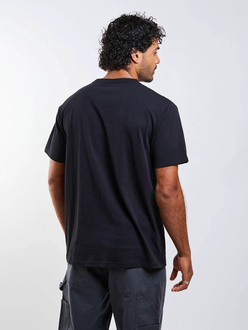 POLERA MC RETRO SYMBOL NEGRO HOMBRE MAUI AND SONS - 7