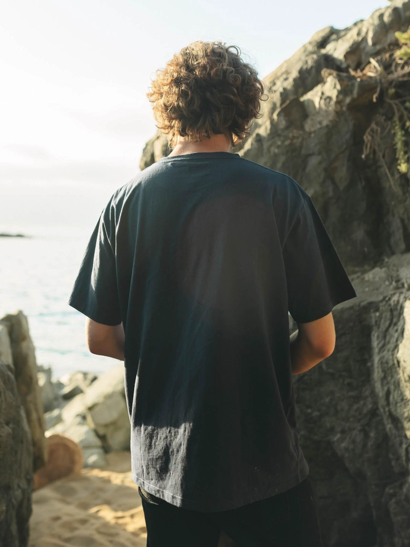 POLERA MC LIL OVAL AZUL HOMBRE MAUI AND SONS - 3