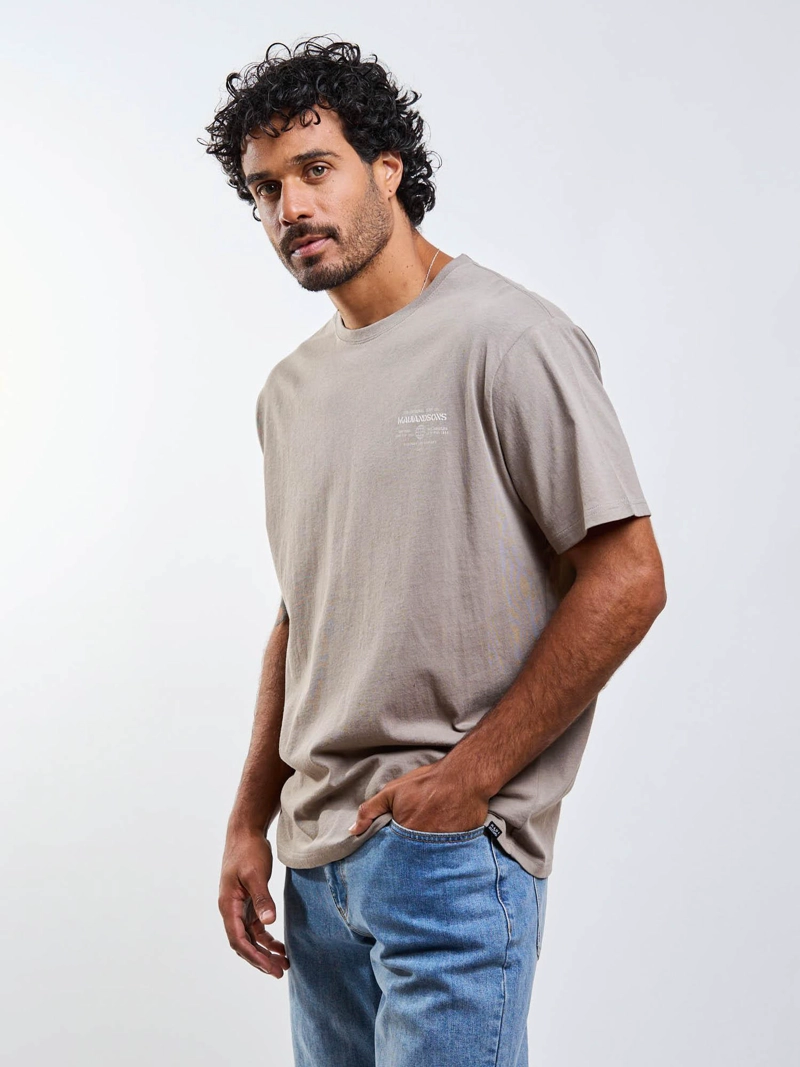 POLERA MC SECRET PLACE BEIGE HOMBRE MAUI AND SONS - 5