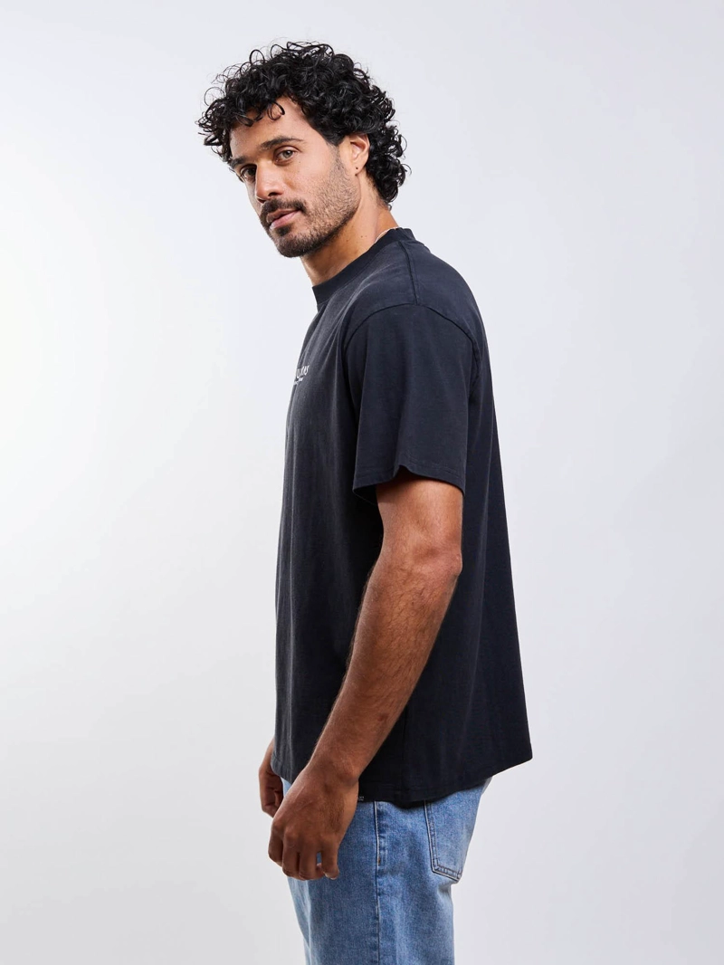 POLERA MC LIOEL NEGRO HOMBRE MAUI AND SONS - 3
