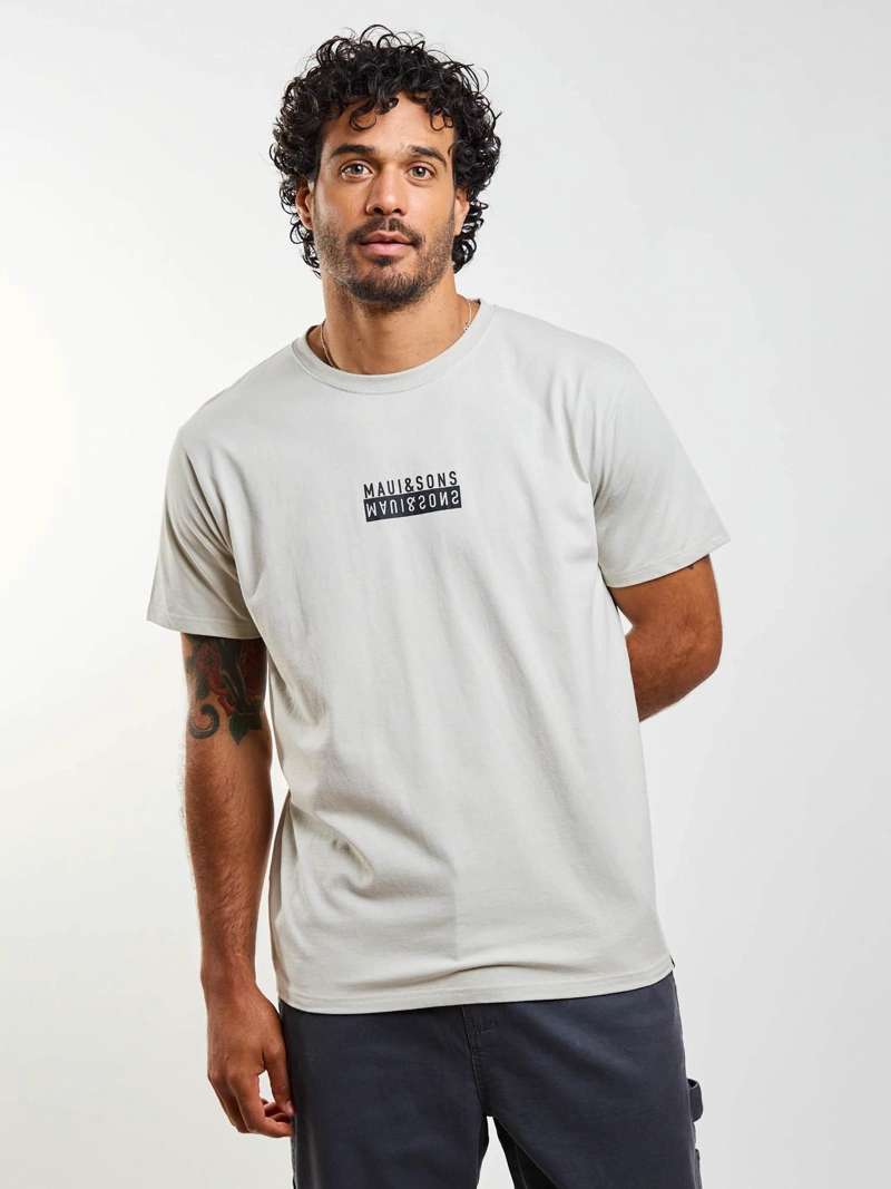 POLERA MC FLOOR IS LAVA BEIGE HOMBRE MAUI AND SONS - 1
