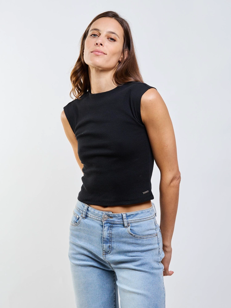 POLERA MC TANNA NEGRO MUJER MAUI AND SONS - 9
