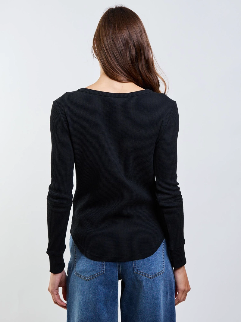 POLERA ML SICILIA NEGRO MUJER MAUI AND SONS - 2