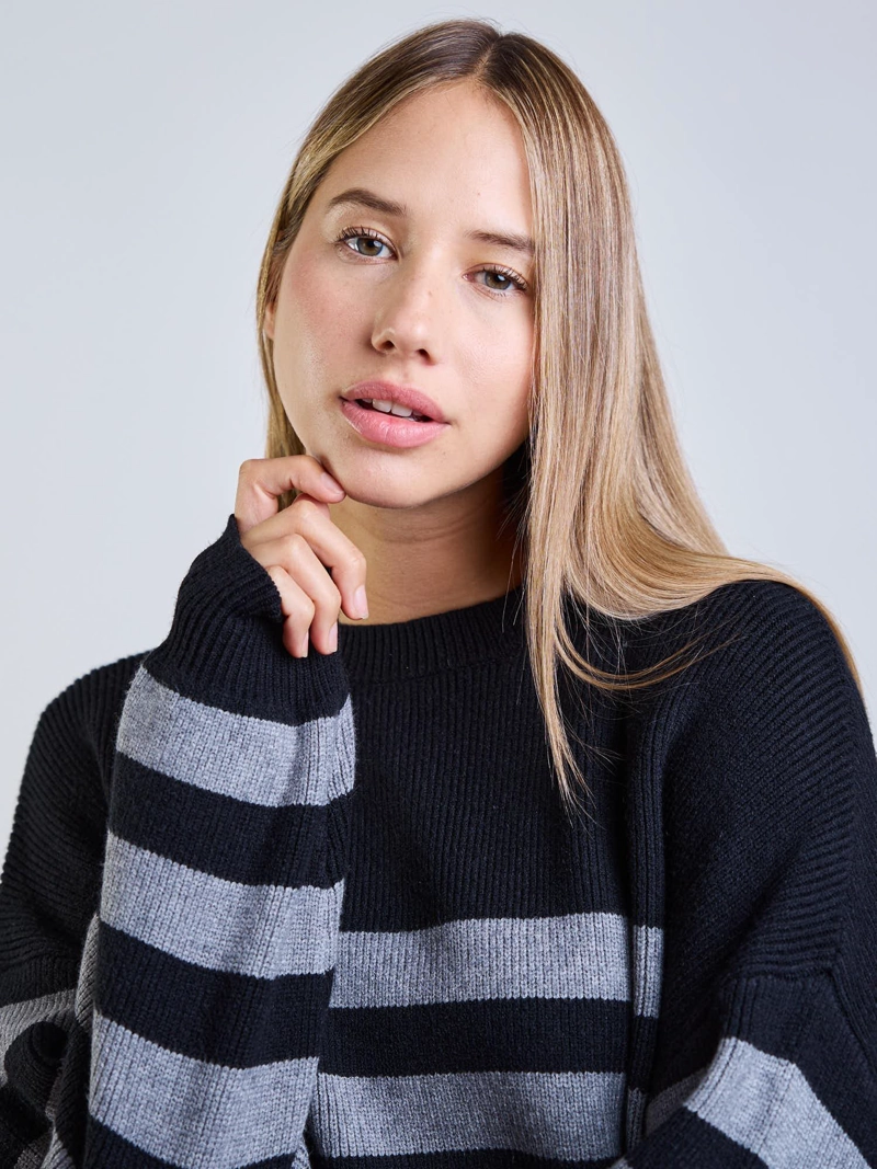 SWEATER SILVAE NEGRO MUJER MAUI AND SONS - 4