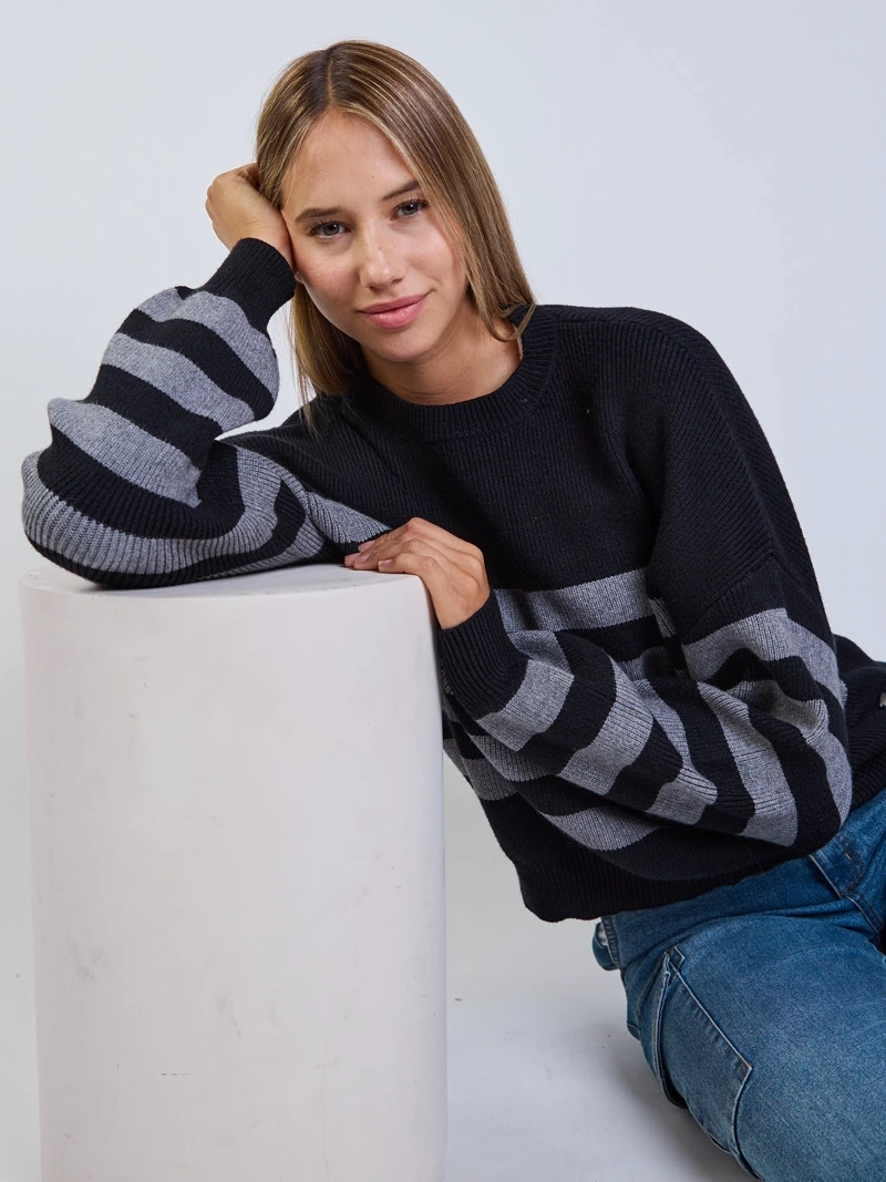 SWEATER SILVAE NEGRO MUJER MAUI AND SONS - 5