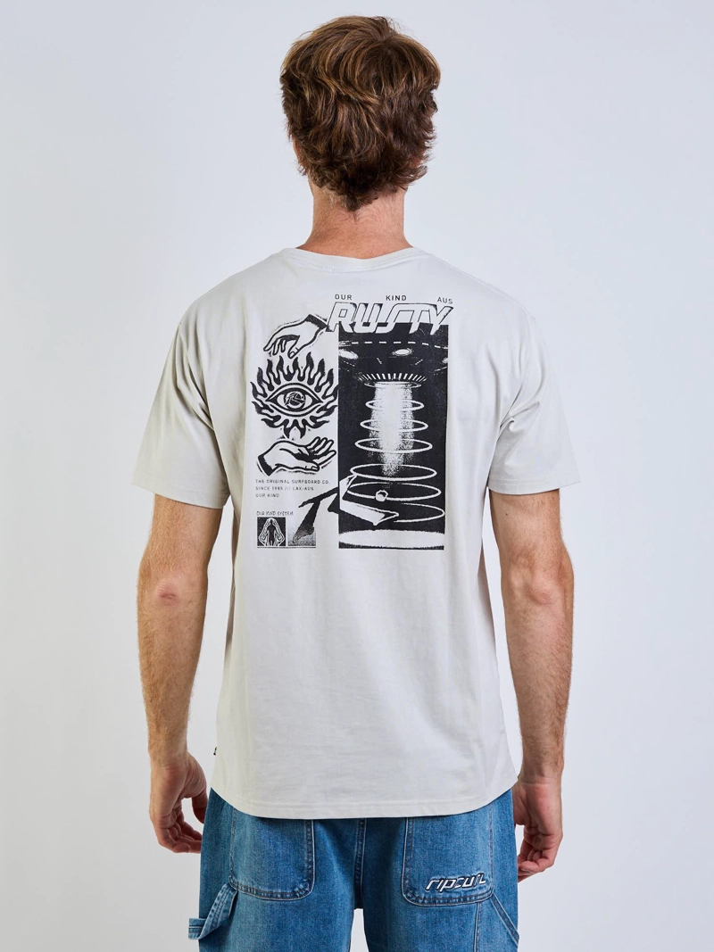 POLERA MC ABDUCTED BEIGE HOMBRE RUSTY - 4