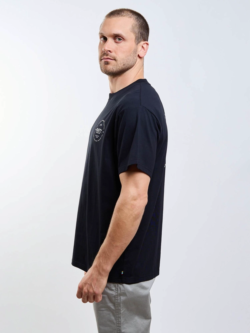 POLERA MC SEAL OUR KIND NEGRO HOMBRE RUSTY - 3