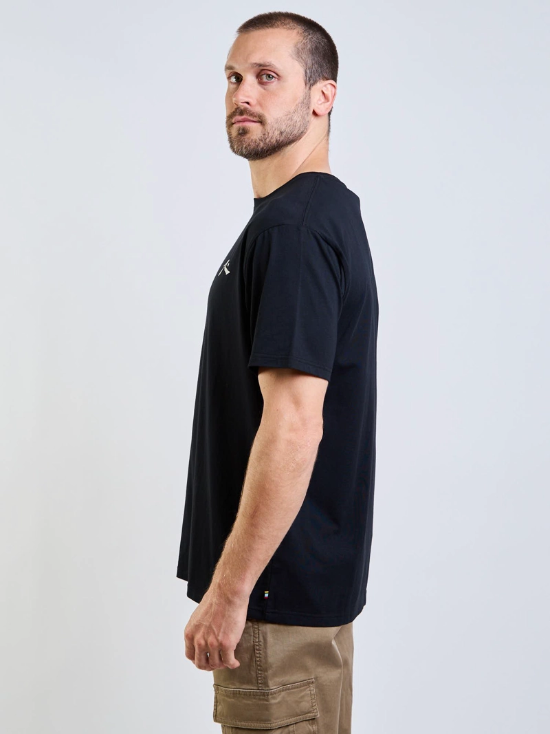 POLERA MC TINY R LOGO NEGRO HOMBRE RUSTY - 3