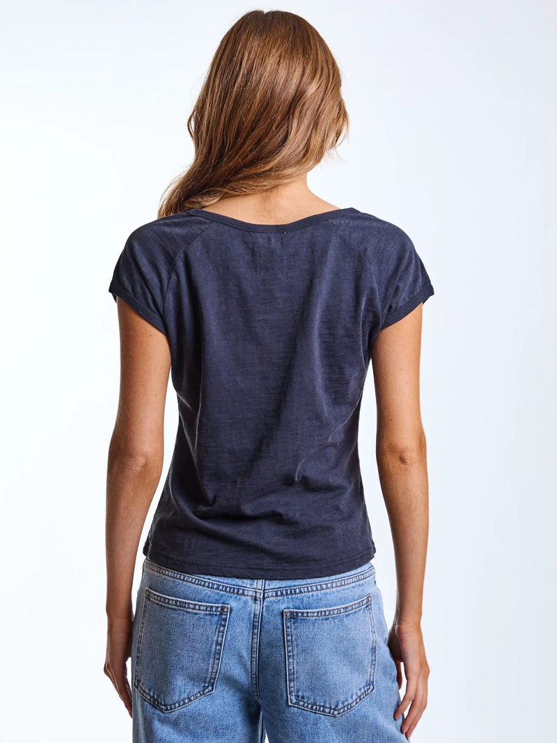 POLERA MC SORE NEGRO MUJER MAUI AND SONS - 2