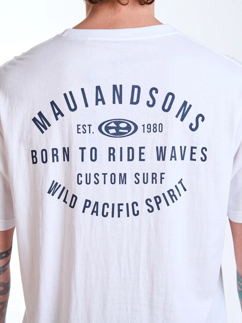POLERA MC BADGE BLANCO HOMBRE MAUI AND SONS - 4