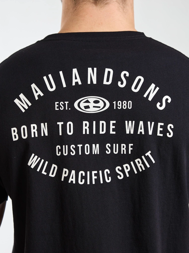 POLERA MC BADGE NEGRO HOMBRE MAUI AND SONS - 4