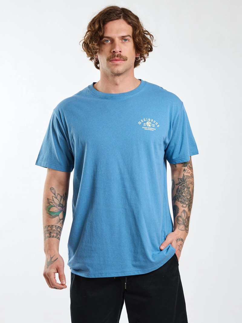 POLERA MC VIBES CELESTE HOMBRE MAUI AND SONS - 7