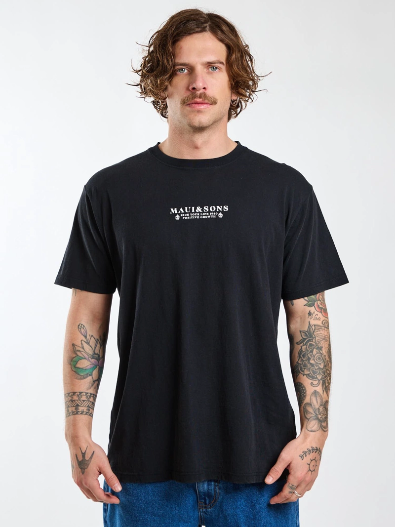 POLERA MC RETRO FADE NEGRO HOMBRE MAUI AND SONS - 1