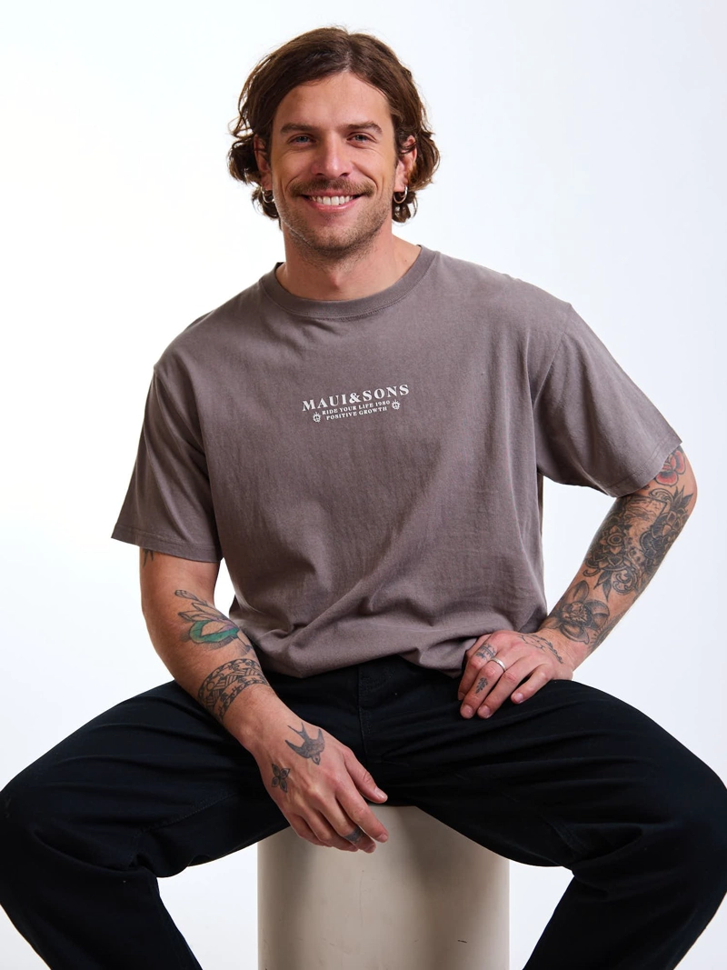 POLERA MC RETRO FADE CAFE  HOMBRE MAUI AND SONS - 7