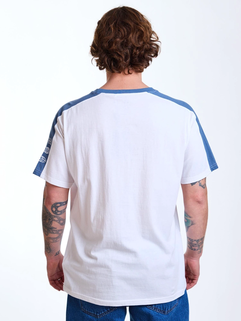 POLERA MC SALTY BLANCO HOMBRE MAUI AND SONS - 2