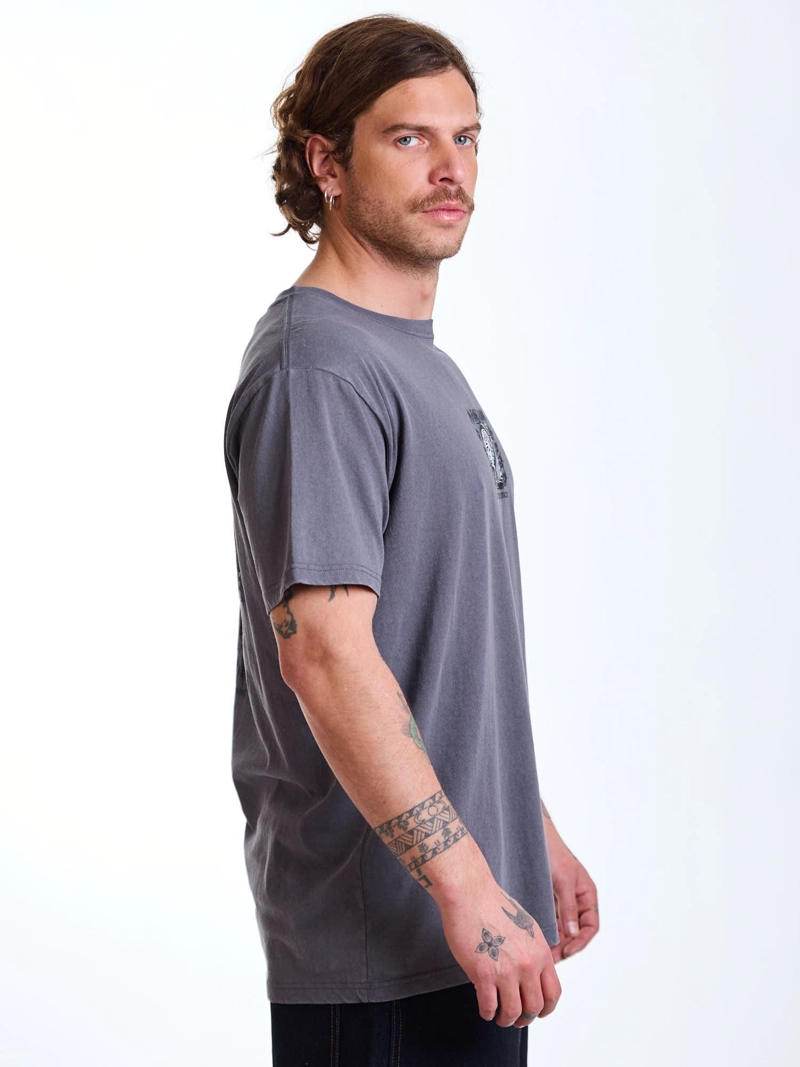 POLERA MC OHANA GRIS HOMBRE MAUI AND SONS - 3