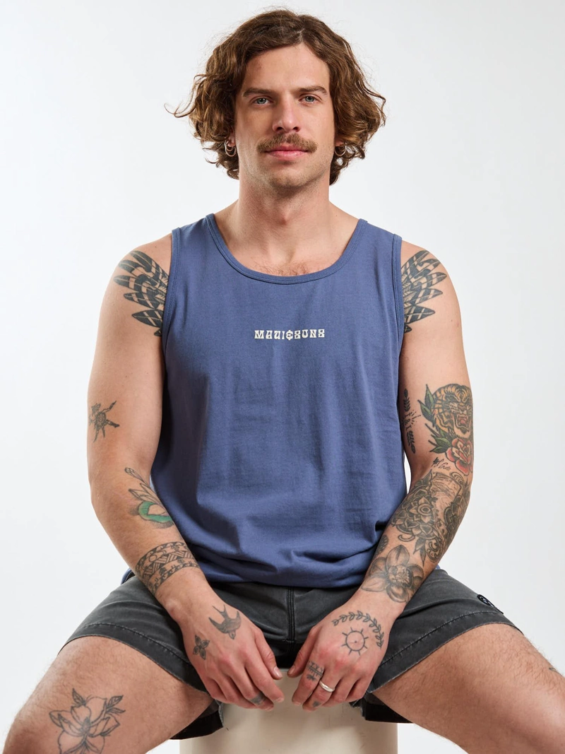 POLERA SM SURFER LAX CELESTE HOMBRE MAUI AND SONS - 8