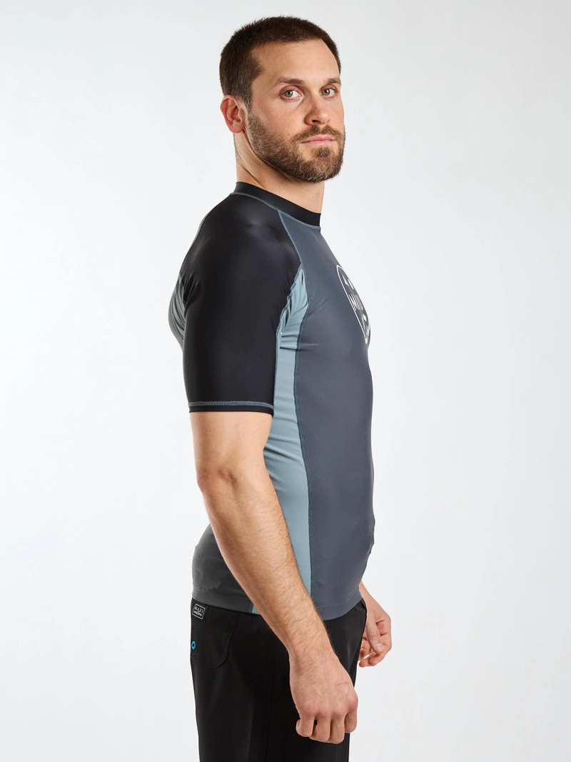 POLERA UVP PARADISE GRIS HOMBRE MAUI AND SONS - 3