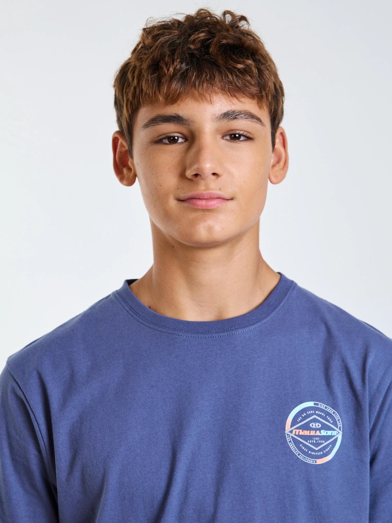 POLERA MC BADGE CELESTE INFANTIL MAUI AND SONS - 5