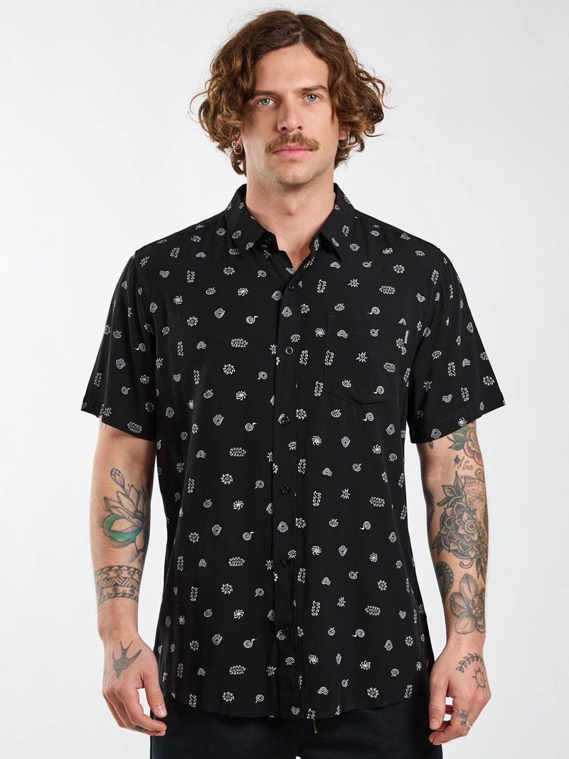 CAMISA MC SURFY MULTICOLOR HOMBRE MAUI AND SONS - 1