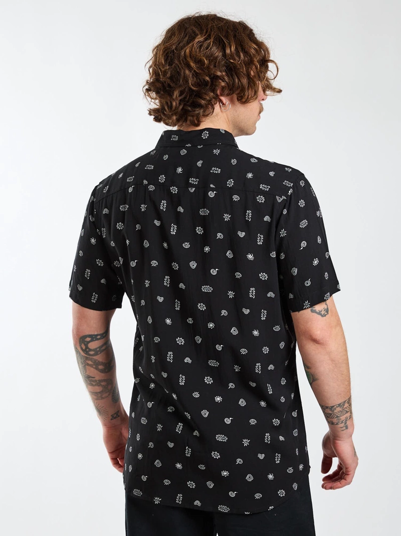 CAMISA MC SURFY MULTICOLOR HOMBRE MAUI AND SONS - 2