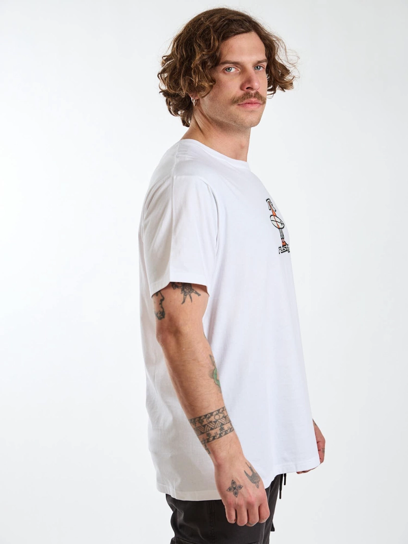POLERA MC COASTAL BLANCO HOMBRE RUSTY - 4